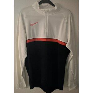Nike Dri-FIT Drill Top Quarter Zip Size L Long sleeve breathable. Brand new